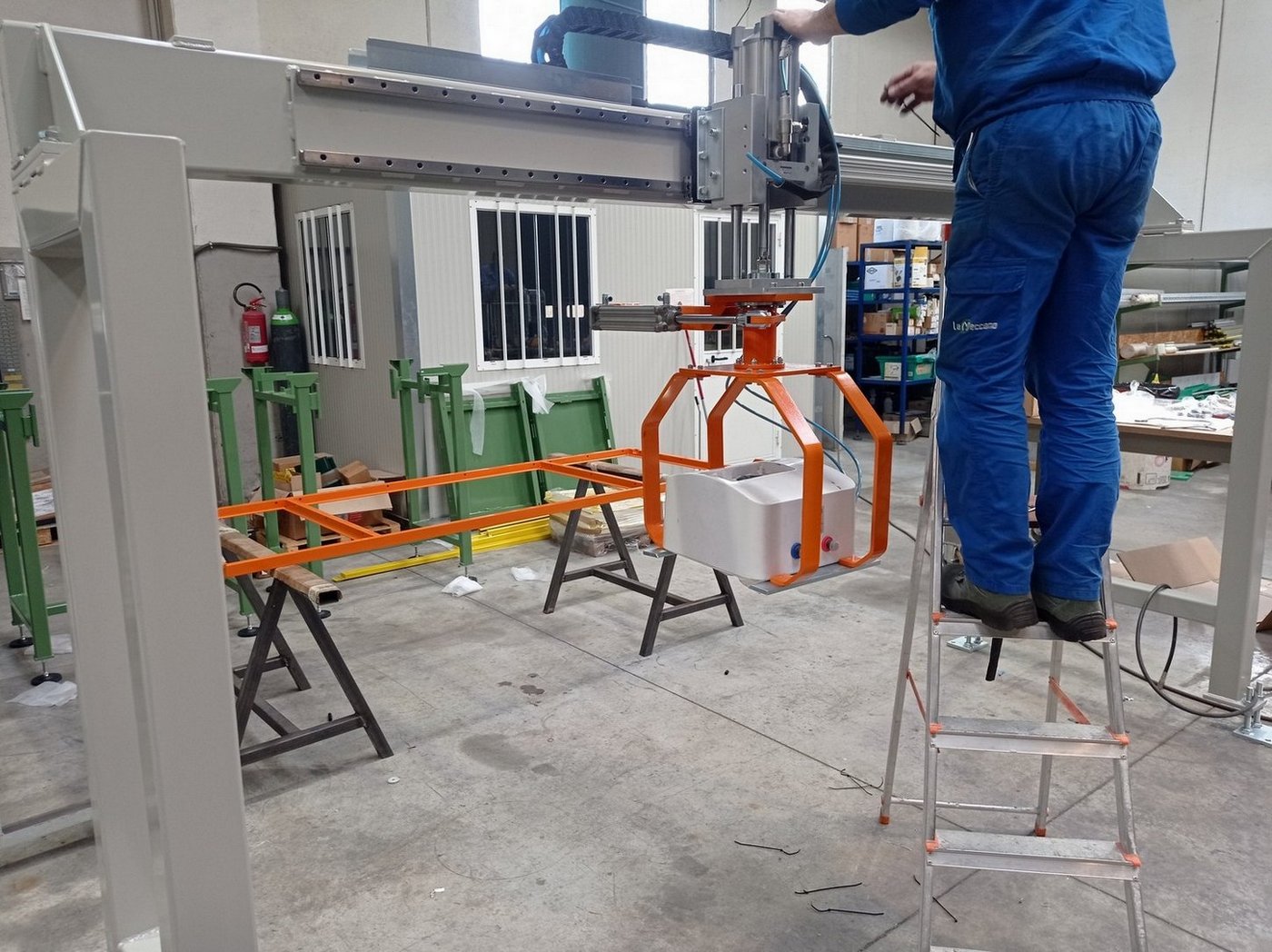 Cartesiano Pneumato con Rotazione Mano