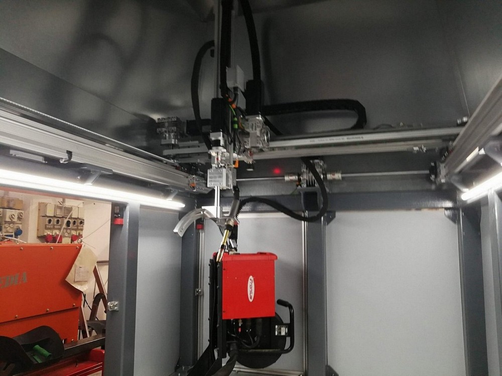 Cartesian Weldin Robots